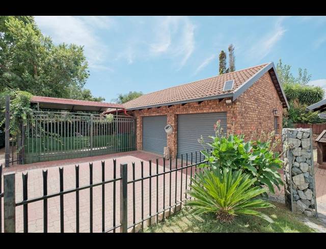 3 BEDROOM HOUSE FOR SALE IN GARSFONTEIN
